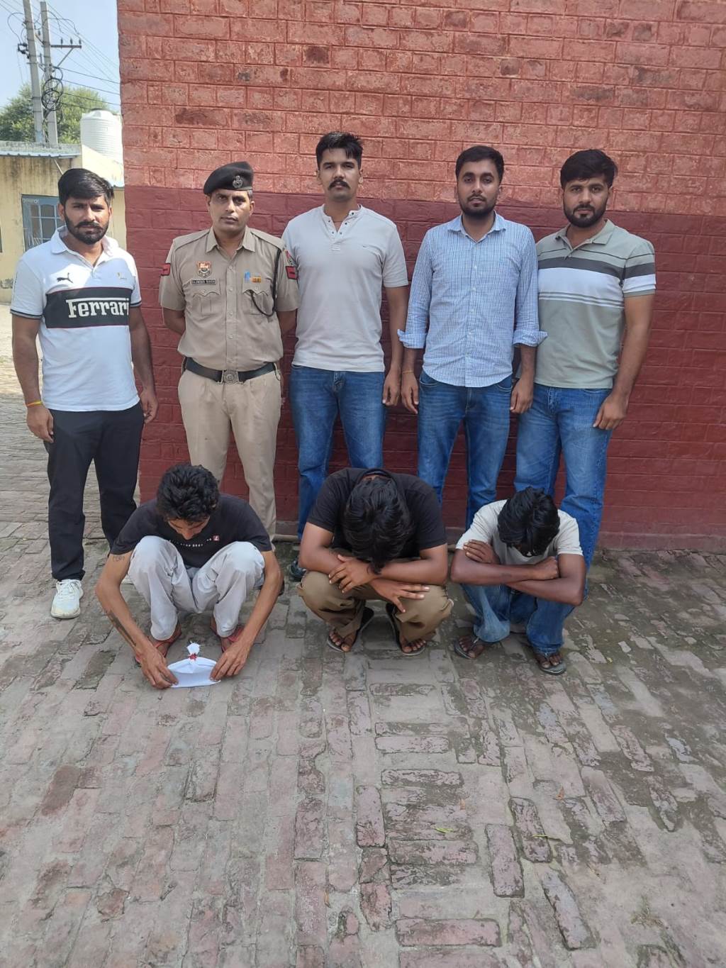 Three accused who committed snatching incident arrested snatched mobile phone recovered